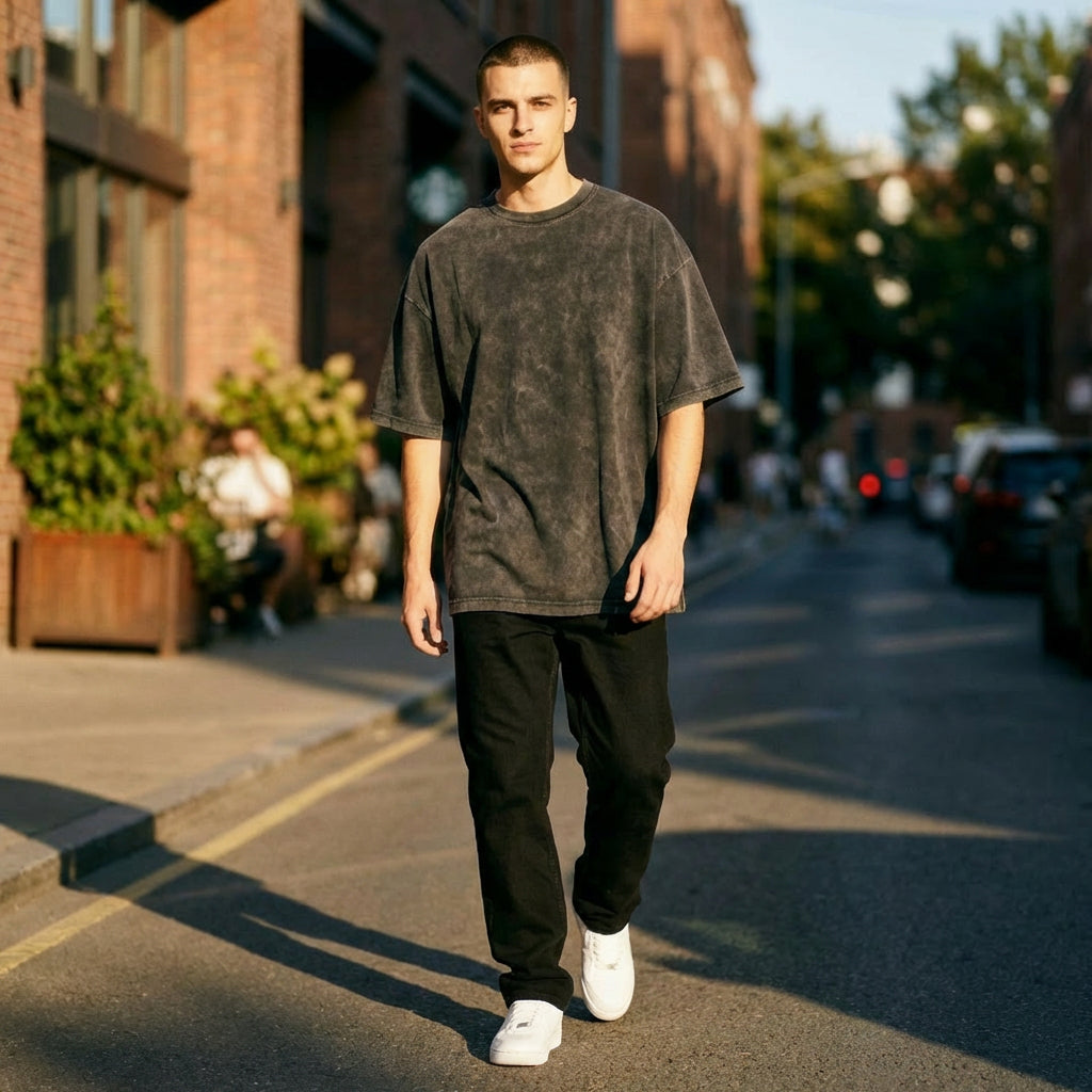 Snow Washed Oversized Tee - Black